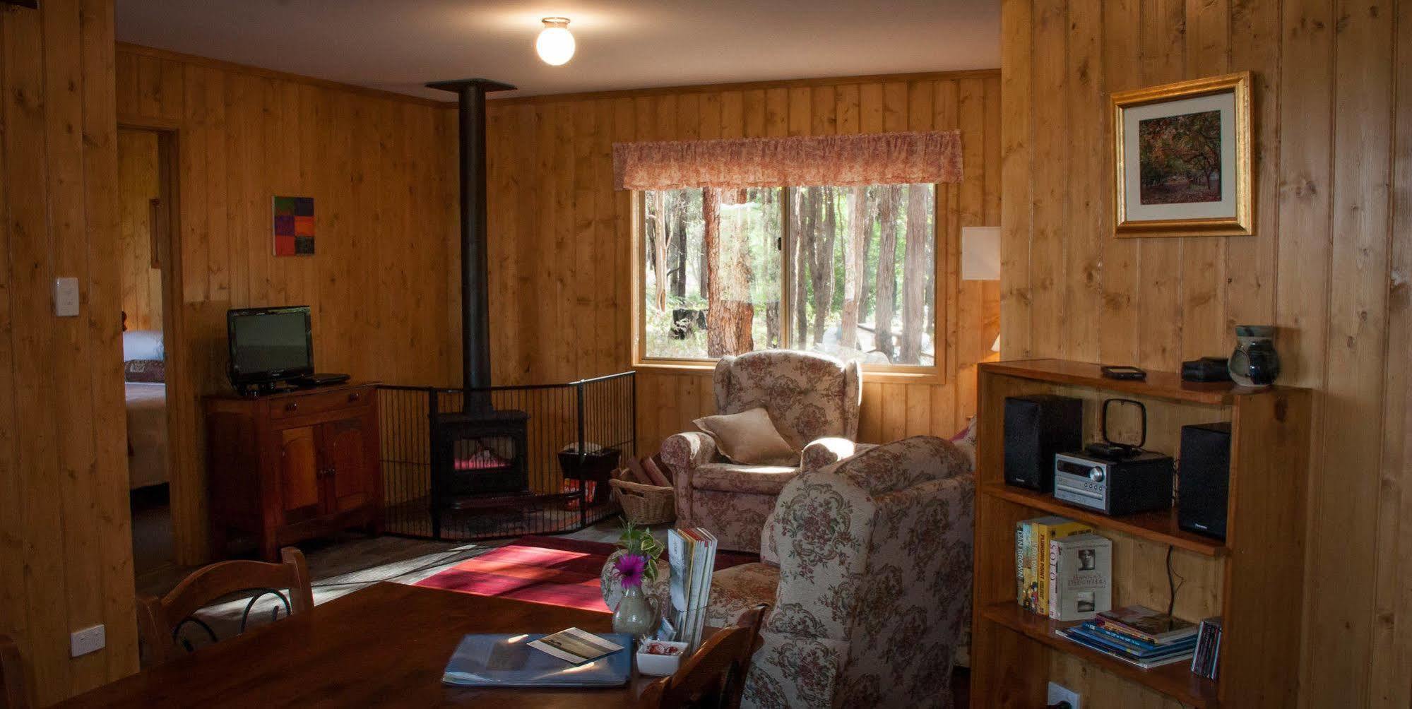 Balingup Heights Hilltop Forest Cottages Exteriör bild