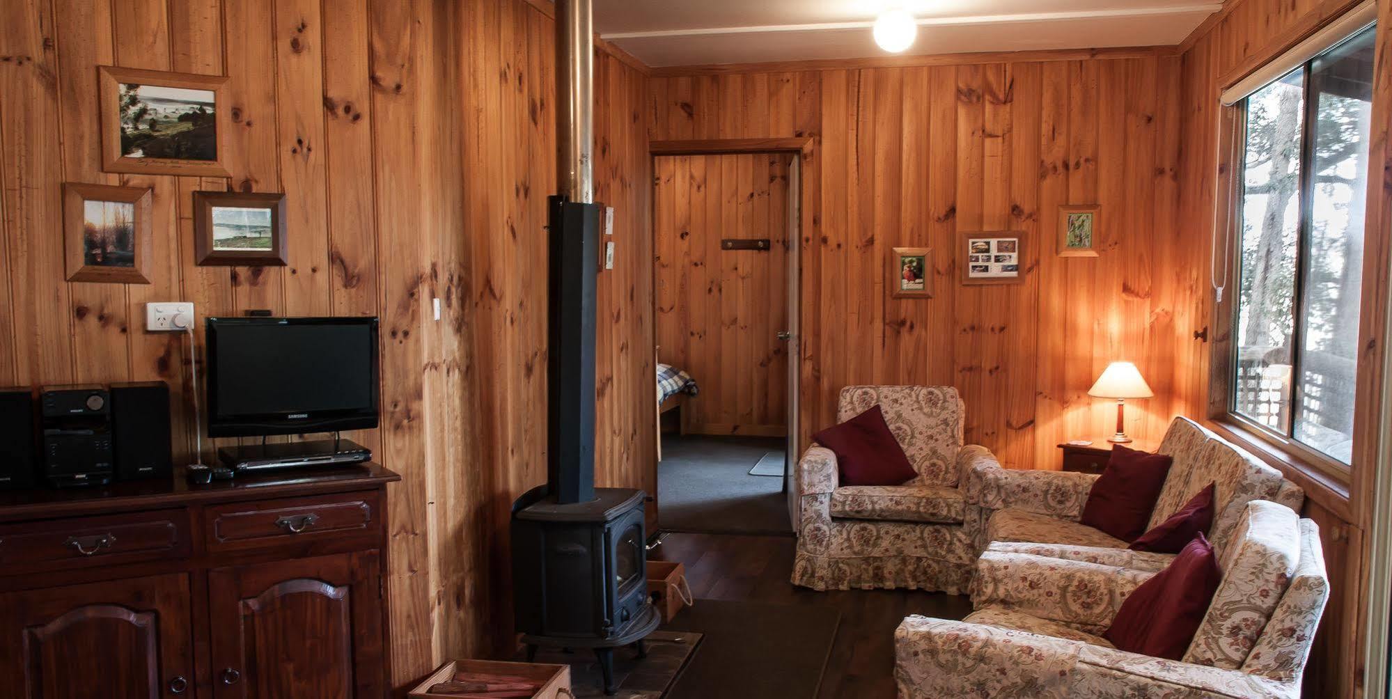 Balingup Heights Hilltop Forest Cottages Exteriör bild