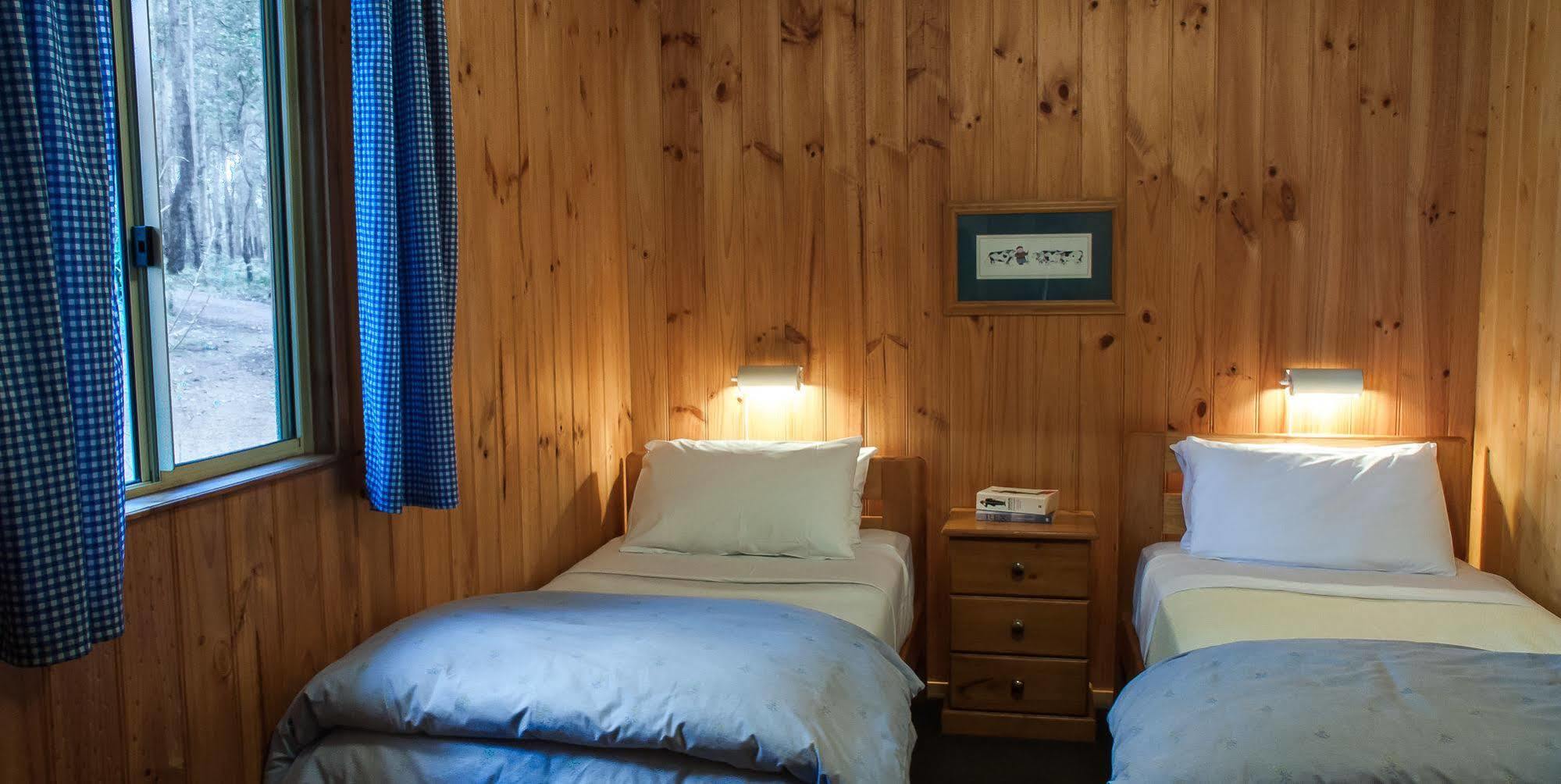 Balingup Heights Hilltop Forest Cottages Exteriör bild